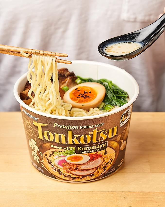 Nongshim Big Bowl Tonkotsu Kuromayu β Rich Pork Bone Ramen with Black Garlic Oil | Japanese-Inspired Flavor in a Large Bowl (6 pack)